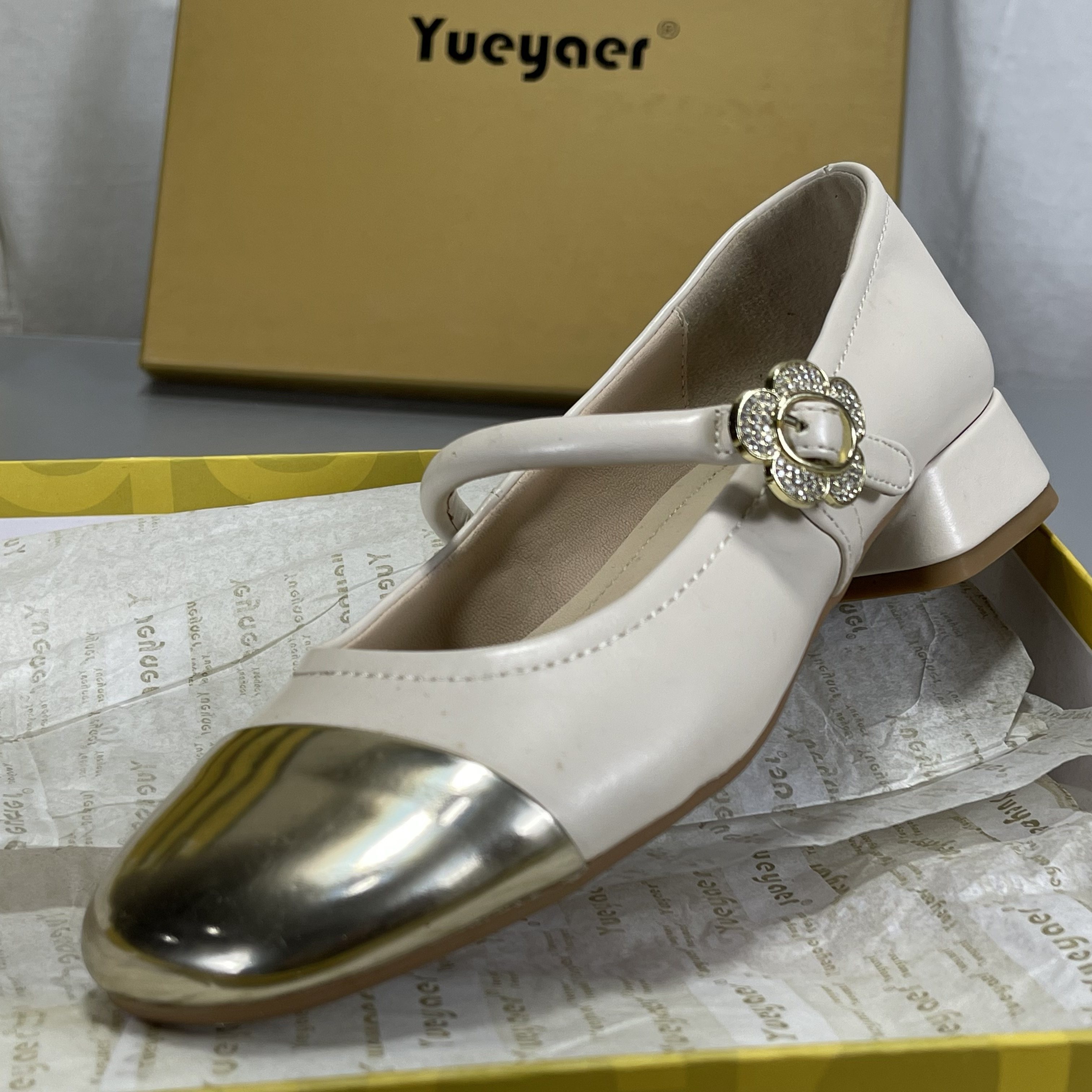 月芽儿撤柜断码真皮女鞋春浅口圆头一字扣平底单鞋小香风玛丽珍鞋,女鞋,玛丽珍鞋,淘宝优惠券,粉丝福利购,淘宝优惠卷