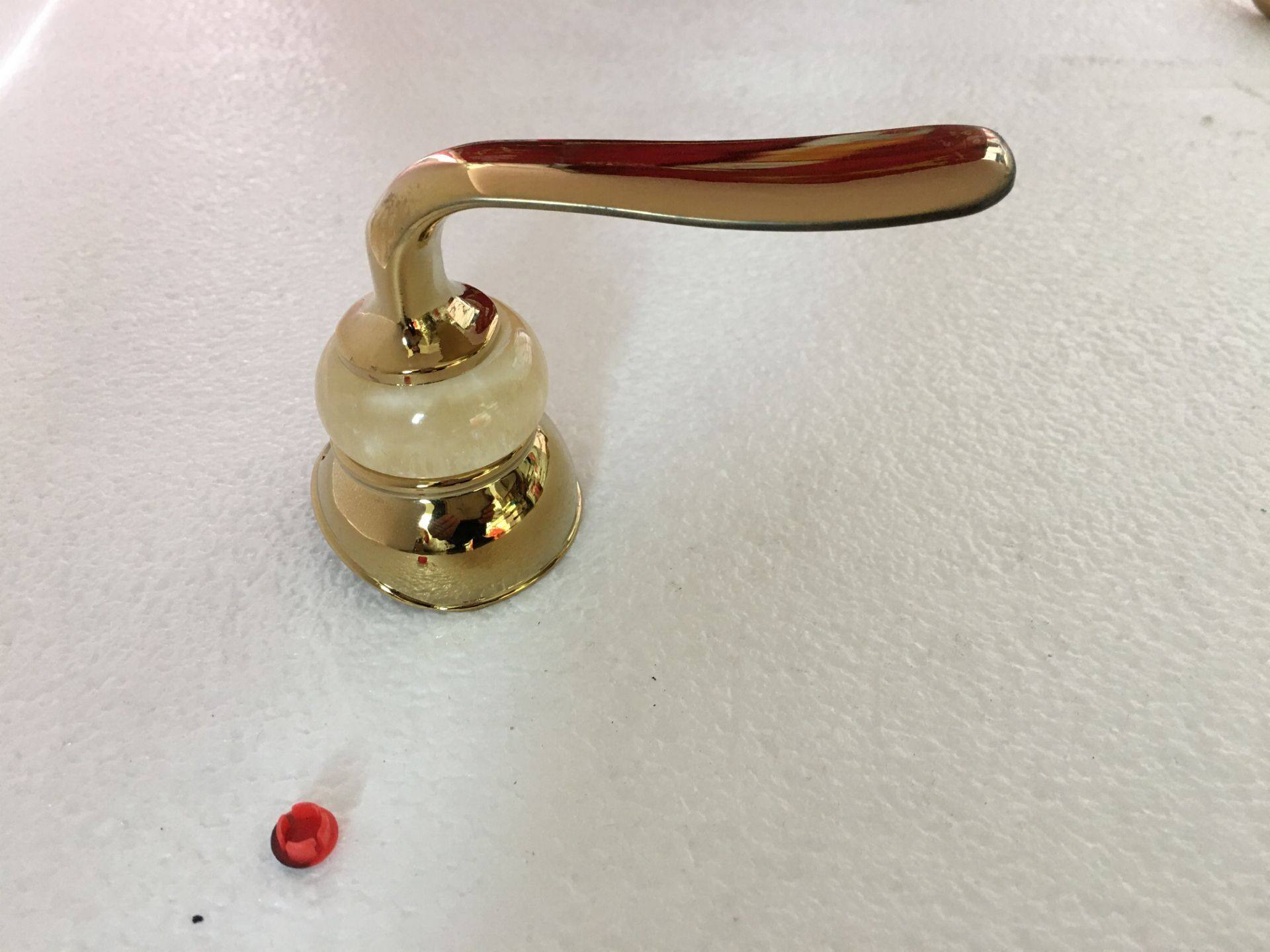 金色淋浴花洒水龙头配件玉石配件把手 水龙头冷热 开关玉石把手