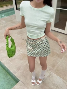 2026新款t恤女正肩短袖夏日独特超好看纯色圆领体恤纯棉修身上衣