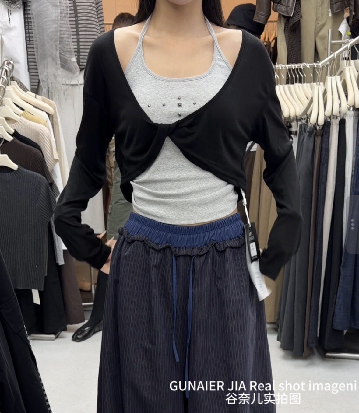 早秋新款洋气辣妹挂脖吊带长袖披肩上衣女气质百搭两件套潮女