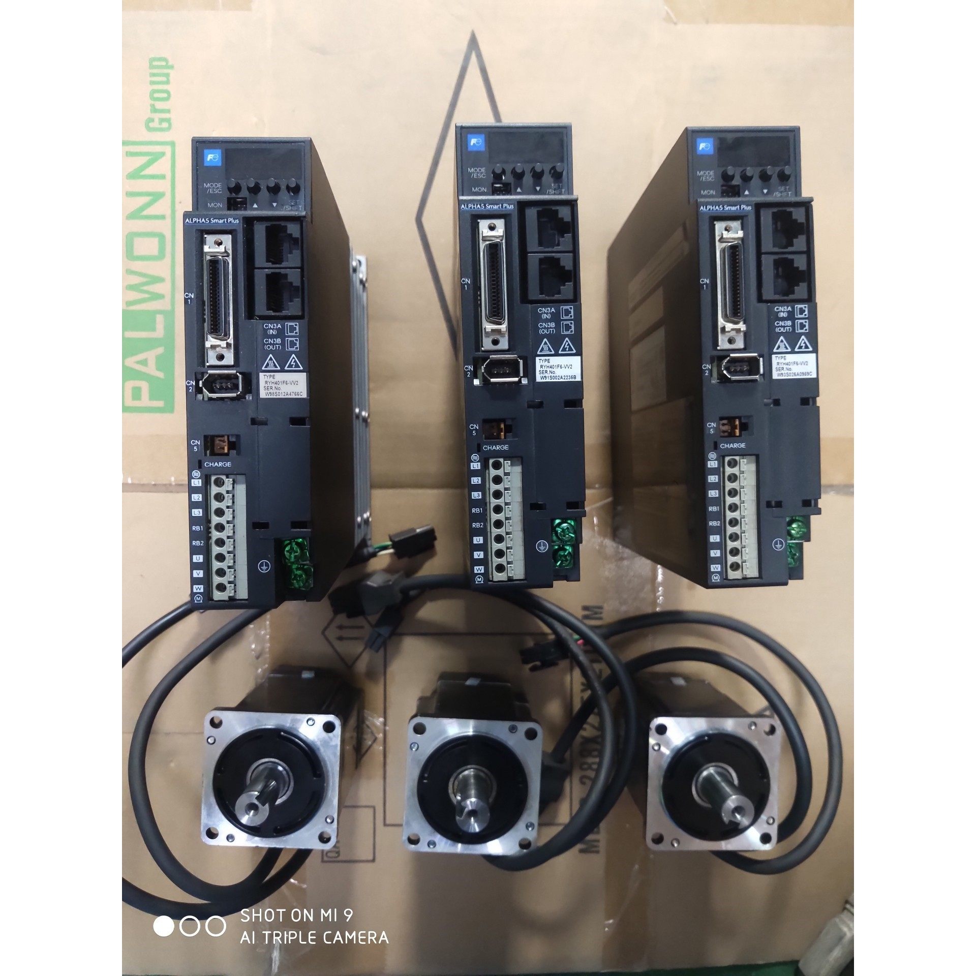 维修指导拆机二手富士伺服6系400瓦套装、RYH401F6-VV2、详询