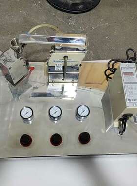 检修日本SANKl三崎直线振动器控制器工作台，控制器，P111。详询