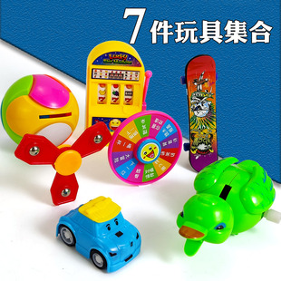 创意迷你玩具套装 可爱卡通幼儿宝宝小礼品上发条小鸭陀螺手指滑板