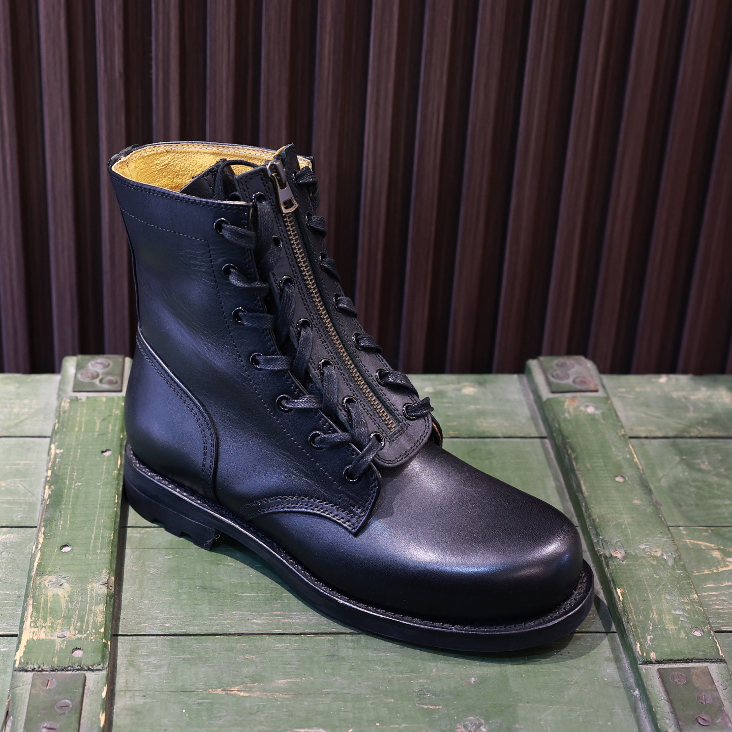 3516工厂78夏飞 高筒飞行靴真皮高帮皮靴头层牛皮男轮胎底马丁靴