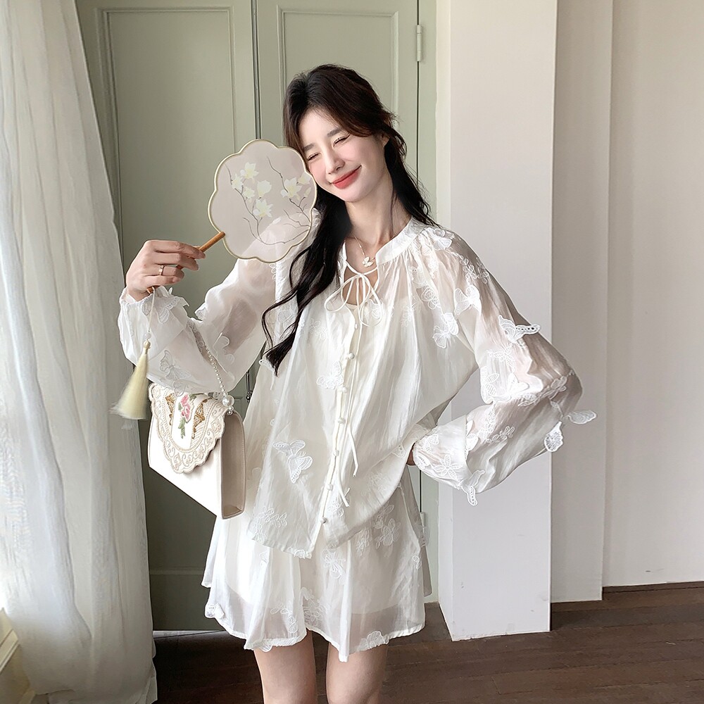 现货！立体蝴蝶刺绣天丝小衫+吊带+短款三件套装159-764P145K208,女装套装/套裙,浙宝159