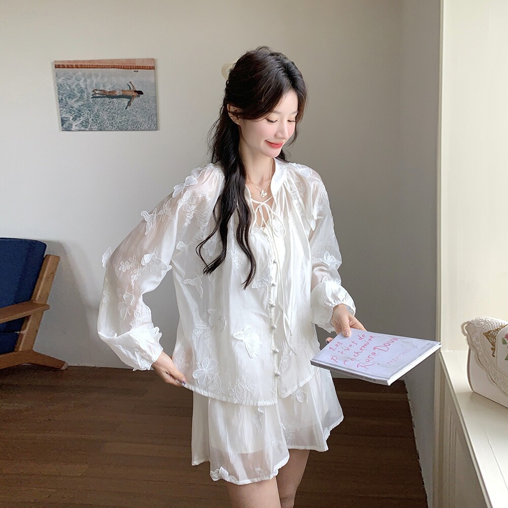 现货！立体蝴蝶刺绣天丝小衫+吊带+短款三件套装159-764P145K208,女装套装/套裙,浙宝159