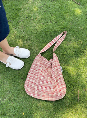 MOREGOOL 23/SS原创 西红柿格子单肩斜挎包 夏天轻便ins格子布袋