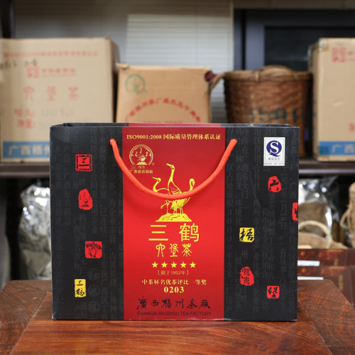 六堡茶三盒梧州茶厂陈韵