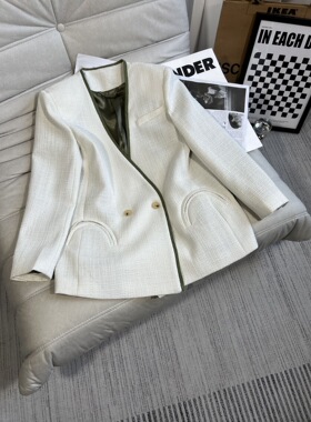 小众设计 24春夏 干练简洁质感撞色镶边V领 笑脸口袋花呢西装外套