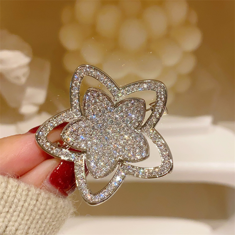 法国设计复古轻奢满钻繁星胸针