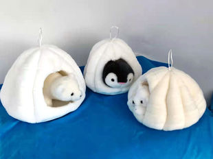 大连海洋馆毛绒玩具儿童节生日礼物企鹅雪窝爬爬熊小站熊公仔摆件