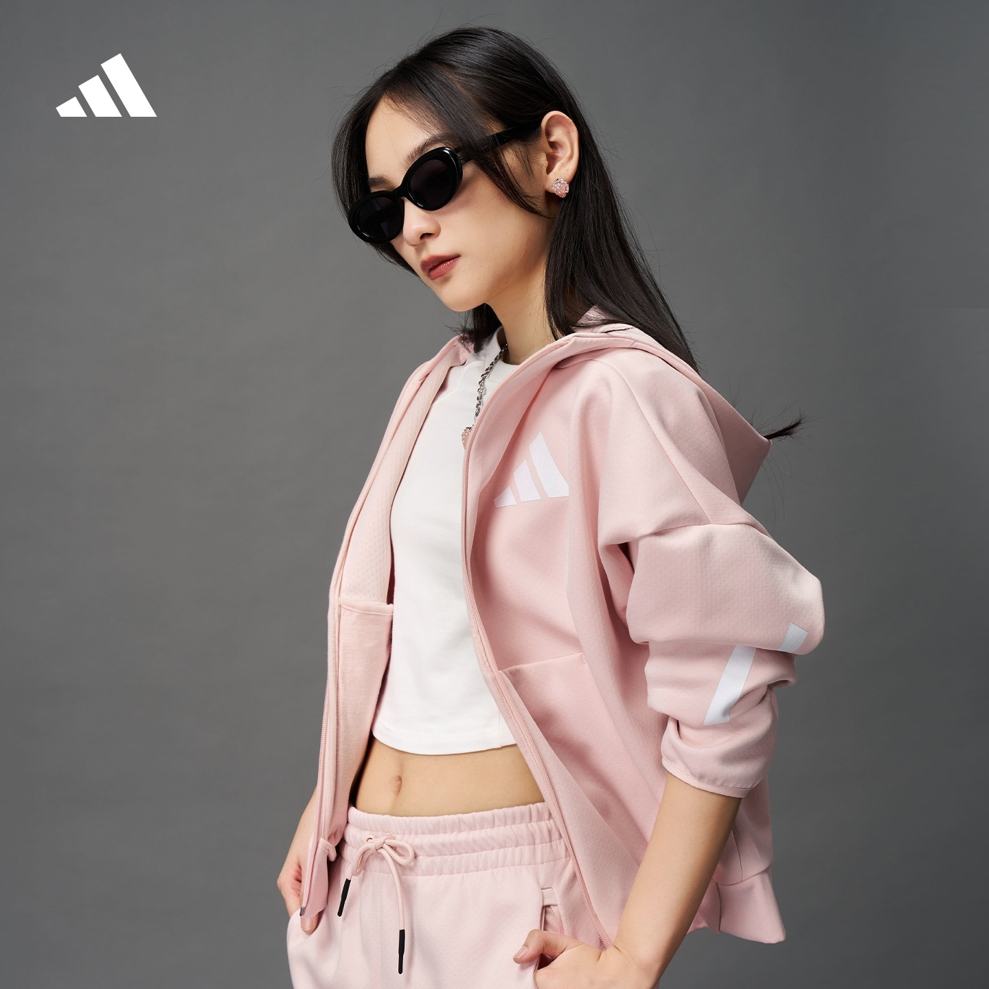 阿迪达斯ZNE系列黑标制服女外套