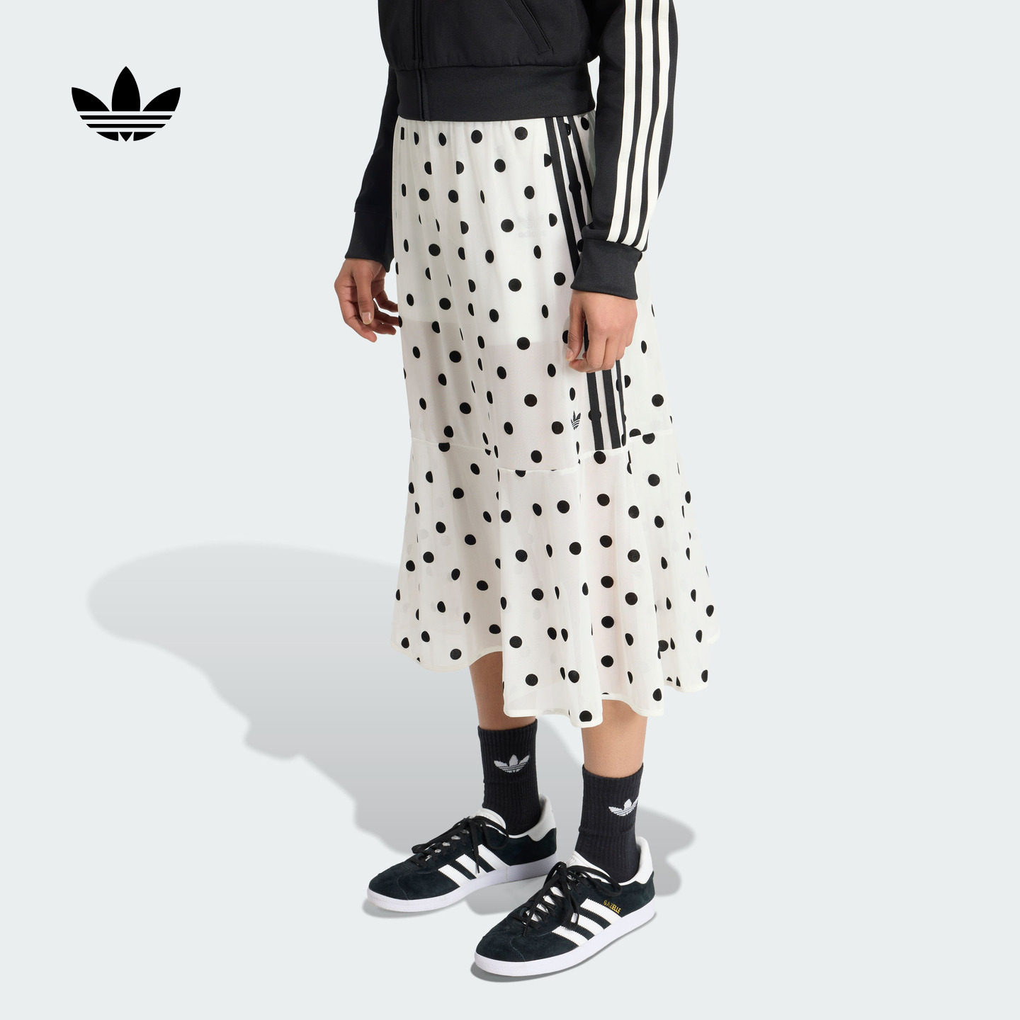 经典舒适薄纱波点休闲运动半身裙女装新款adidas阿迪达斯三叶草