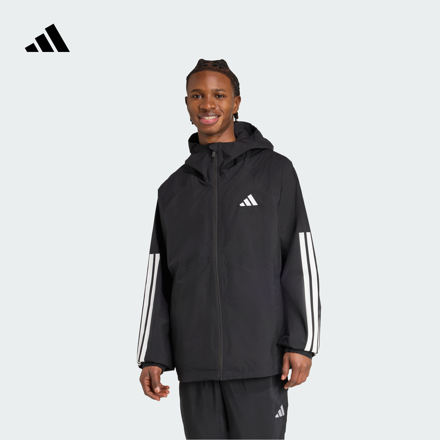 阿迪达斯防风防水透湿耐磨冲锋衣