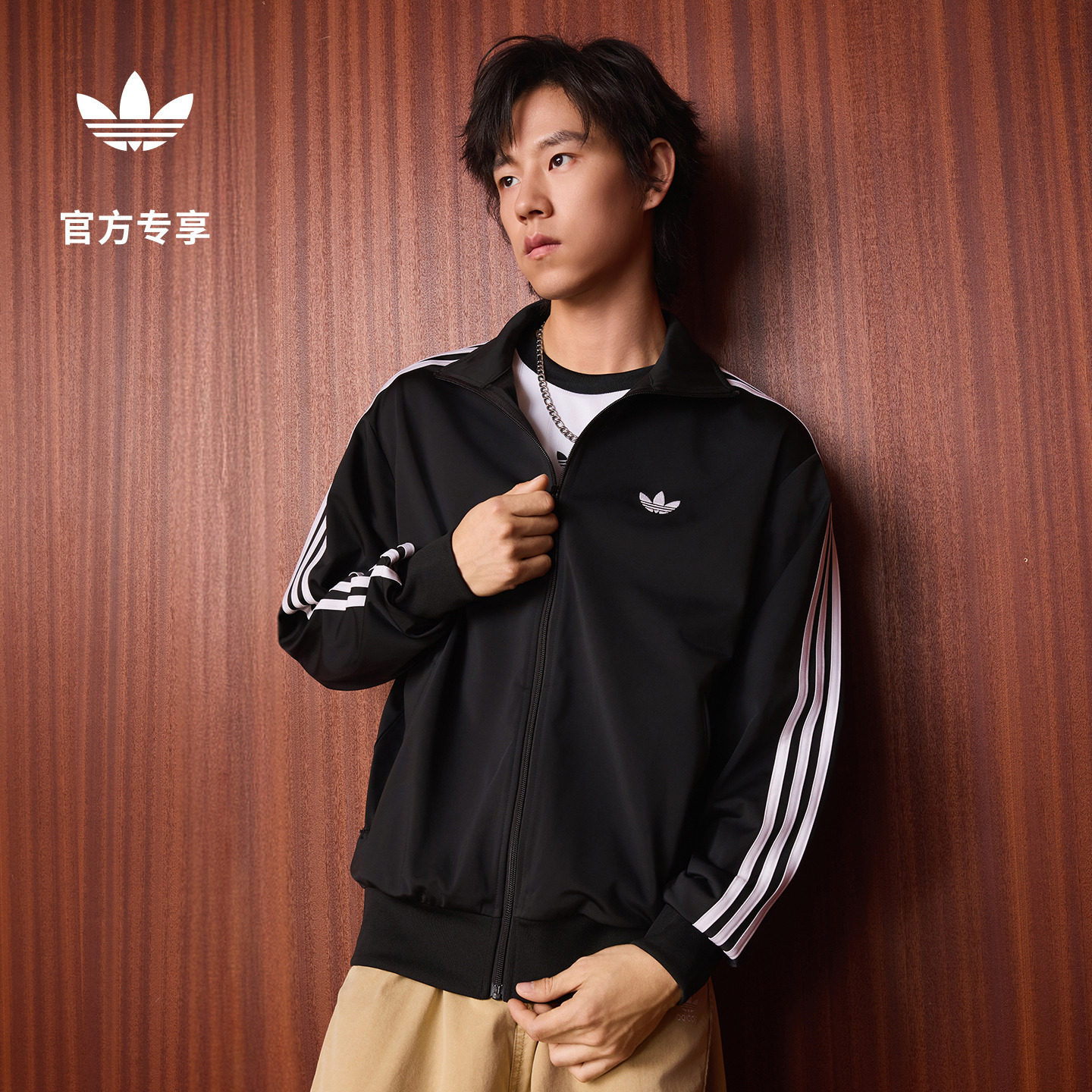 通勤休闲三条纹宽松运动早秋薄外套卫衣男adidas阿迪达斯三叶草