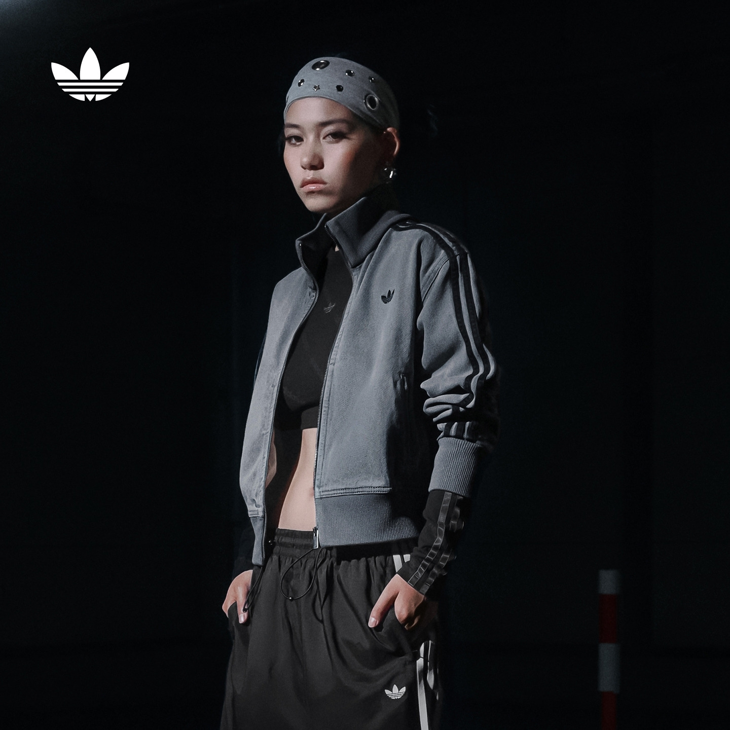 阿迪达斯三叶草女牛仔夹克外套