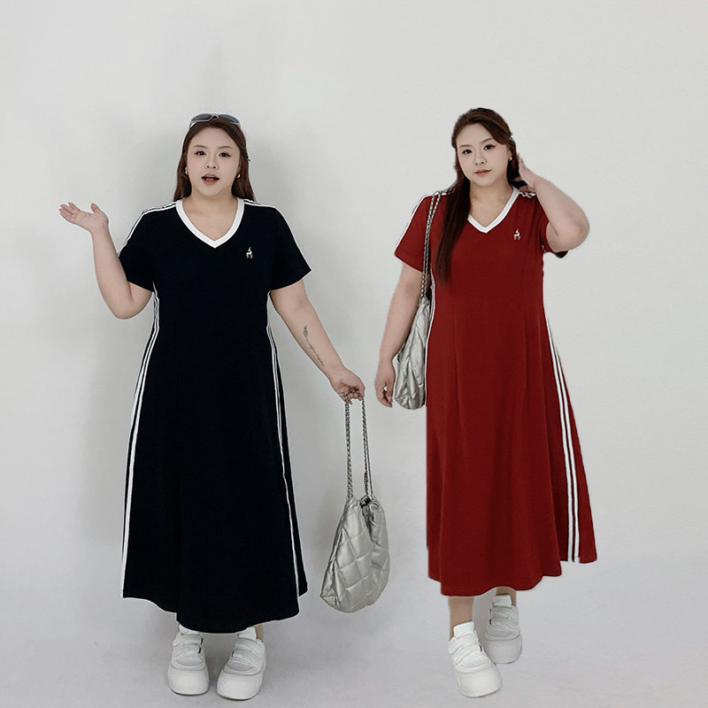 Milu家大码女装夏季运动休闲收腰V领胖mm显瘦长款a字短袖连衣裙潮