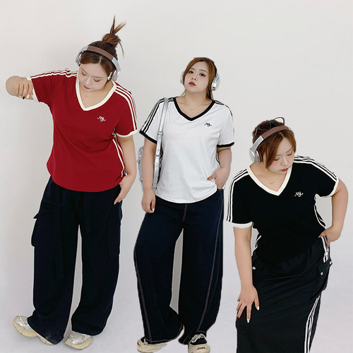 Milu家大码女装夏季美式三条杠休闲v领正肩短袖t恤胖mm显瘦上衣潮