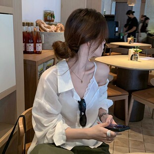 夏季薄款百搭衬衫女设计感小众单肩假两件露肩上衣松驰感微透衬衣