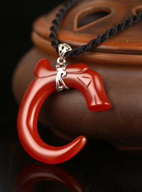 POETRY MAJESTIC/诗美琪 中国红玛瑙925银男士龙本命年项链