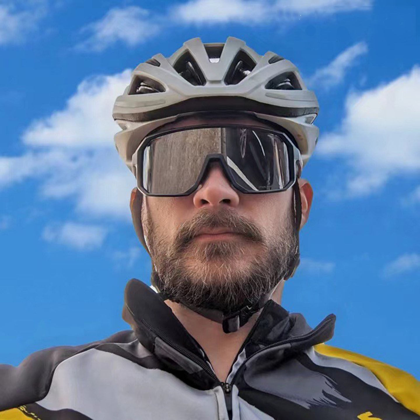 墨镜男款2026新款潮流个性户外骑行防风防紫外线运动登山太阳镜