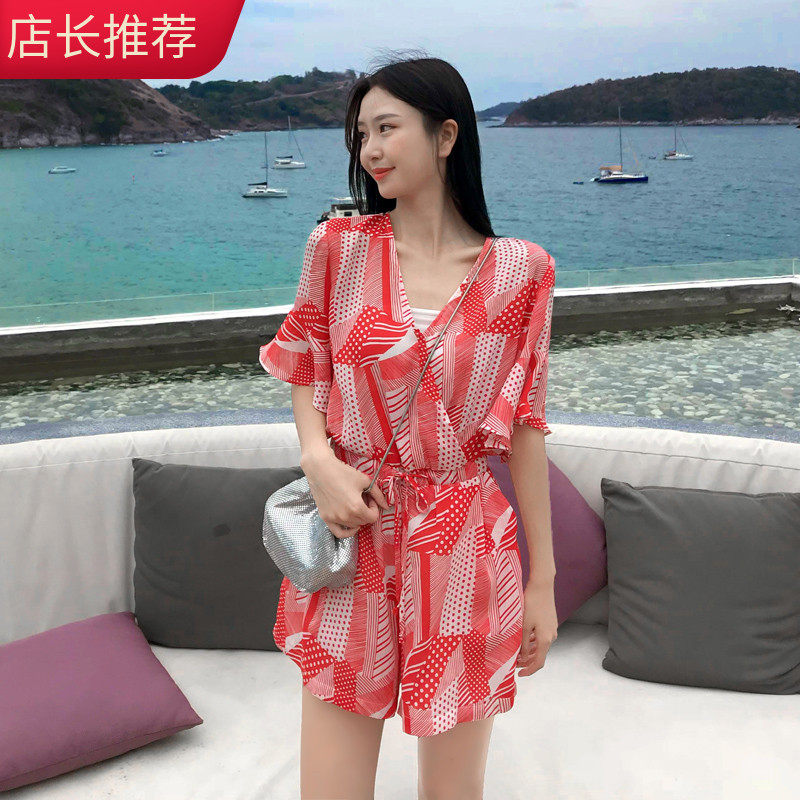 现货！夏装新款性感显瘦V领荷叶边袖子系带收腰印花雪纺连体短裤|msdalam kategori Butik wanita / wanita, 连体衣/裤 - dari Buy2taobao.com untuk memberikan perkhidmatan ejen Taobao profesional membeli