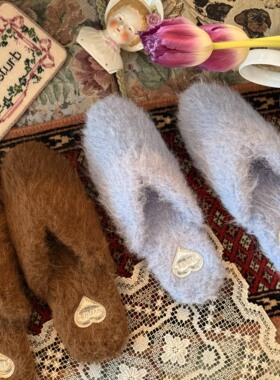 livingbank复古毛呼呼爱心拖鞋女软底亲肤保暖毛绒居家ins棉拖