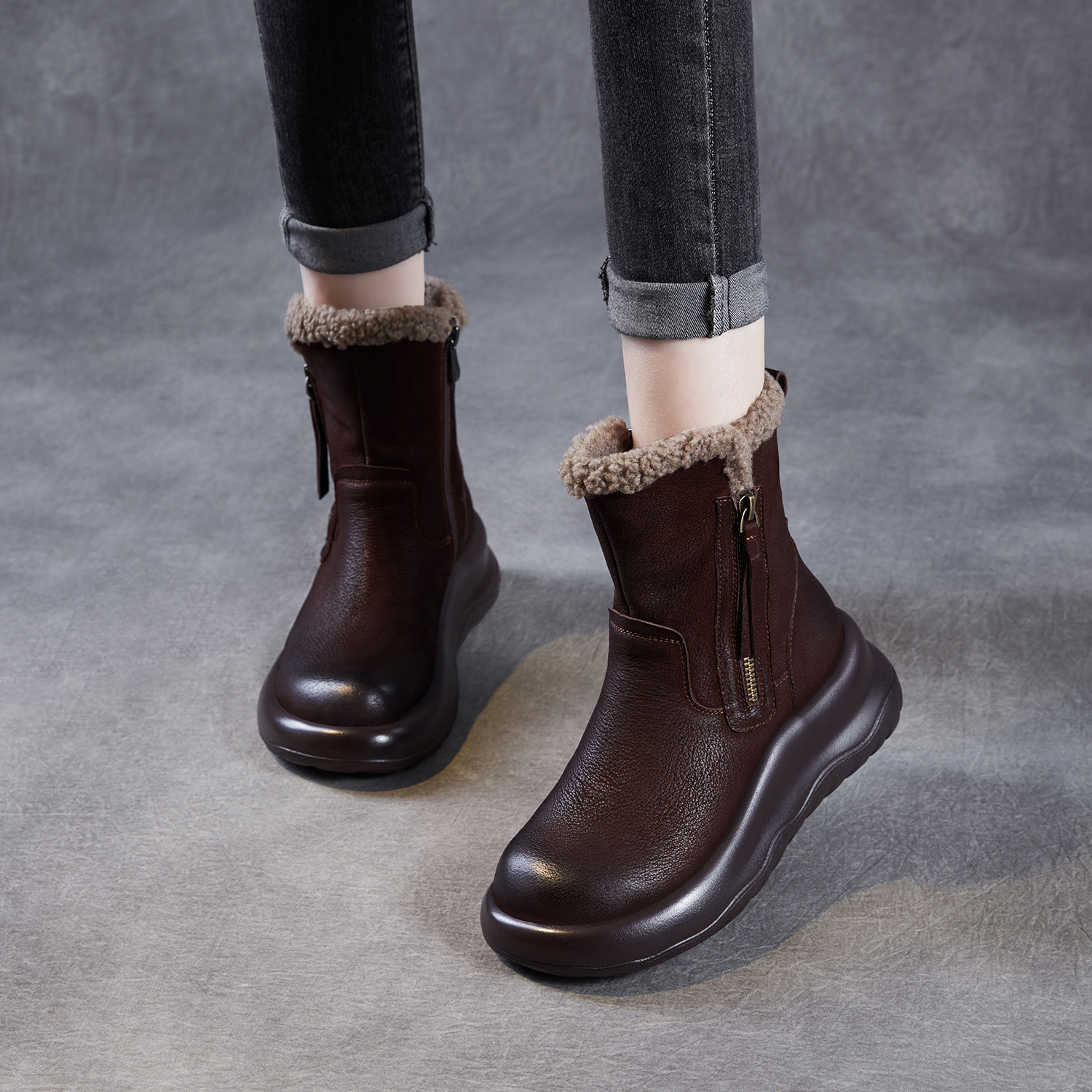 厚底真皮雪地靴女加绒加厚保暖东北棉靴2025冬季真皮舒适中筒靴子