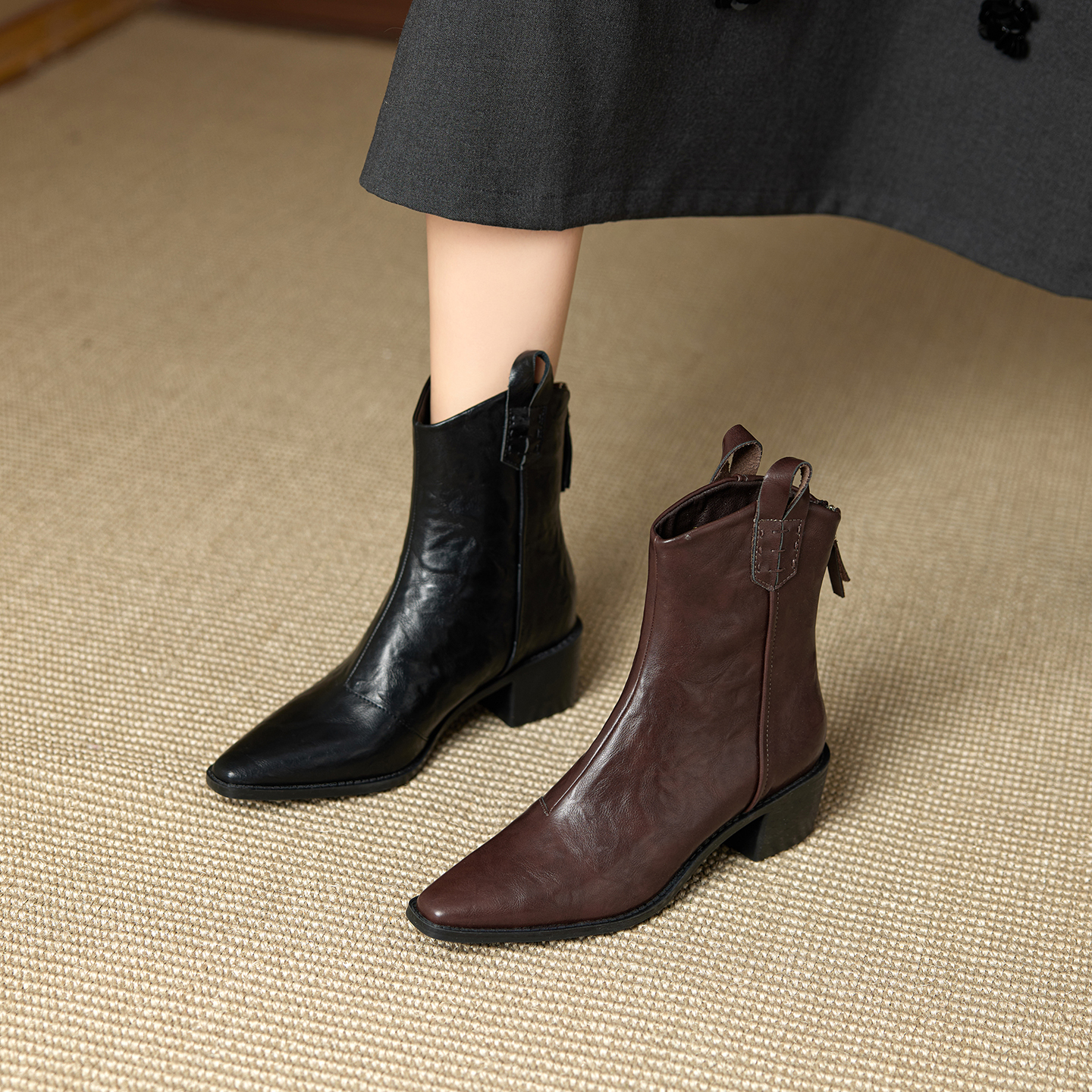 后拉链真皮V口显瘦西部牛仔靴女