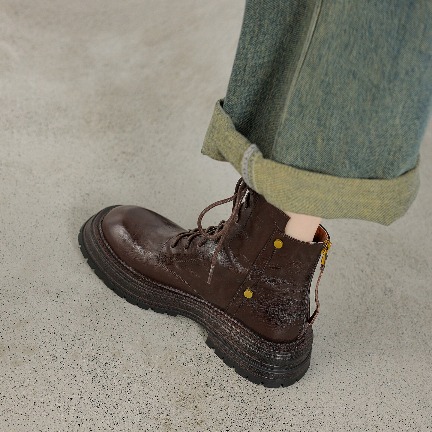 软羊皮圆头厚底短靴女百搭马丁靴