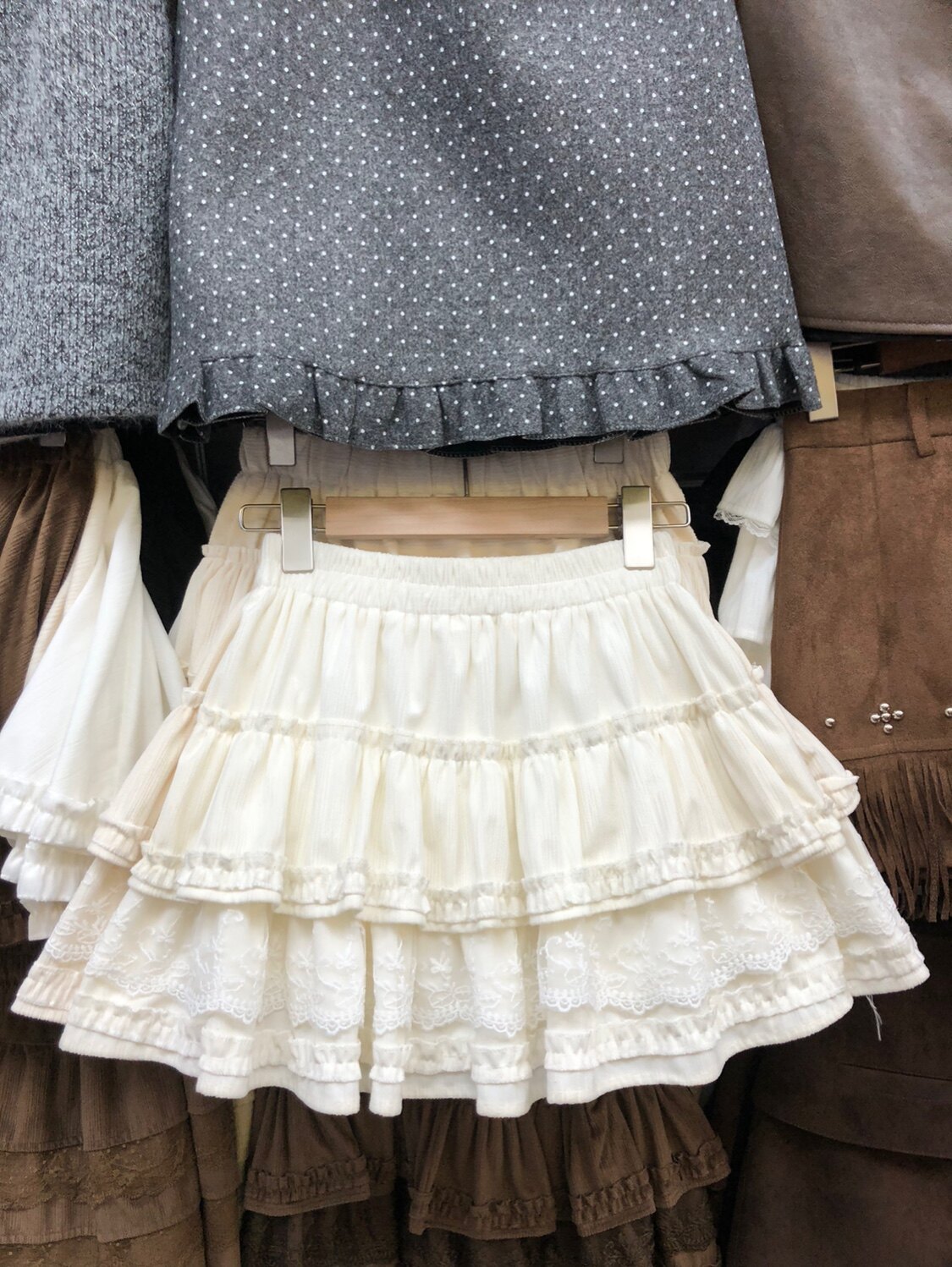 甜美减龄蕾丝花边蛋糕短裙子