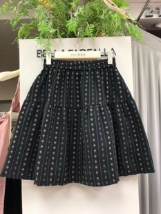 森系碎花裙复古深咖花纹a字半身裙女秋冬高腰显瘦小个子蓬蓬中裙