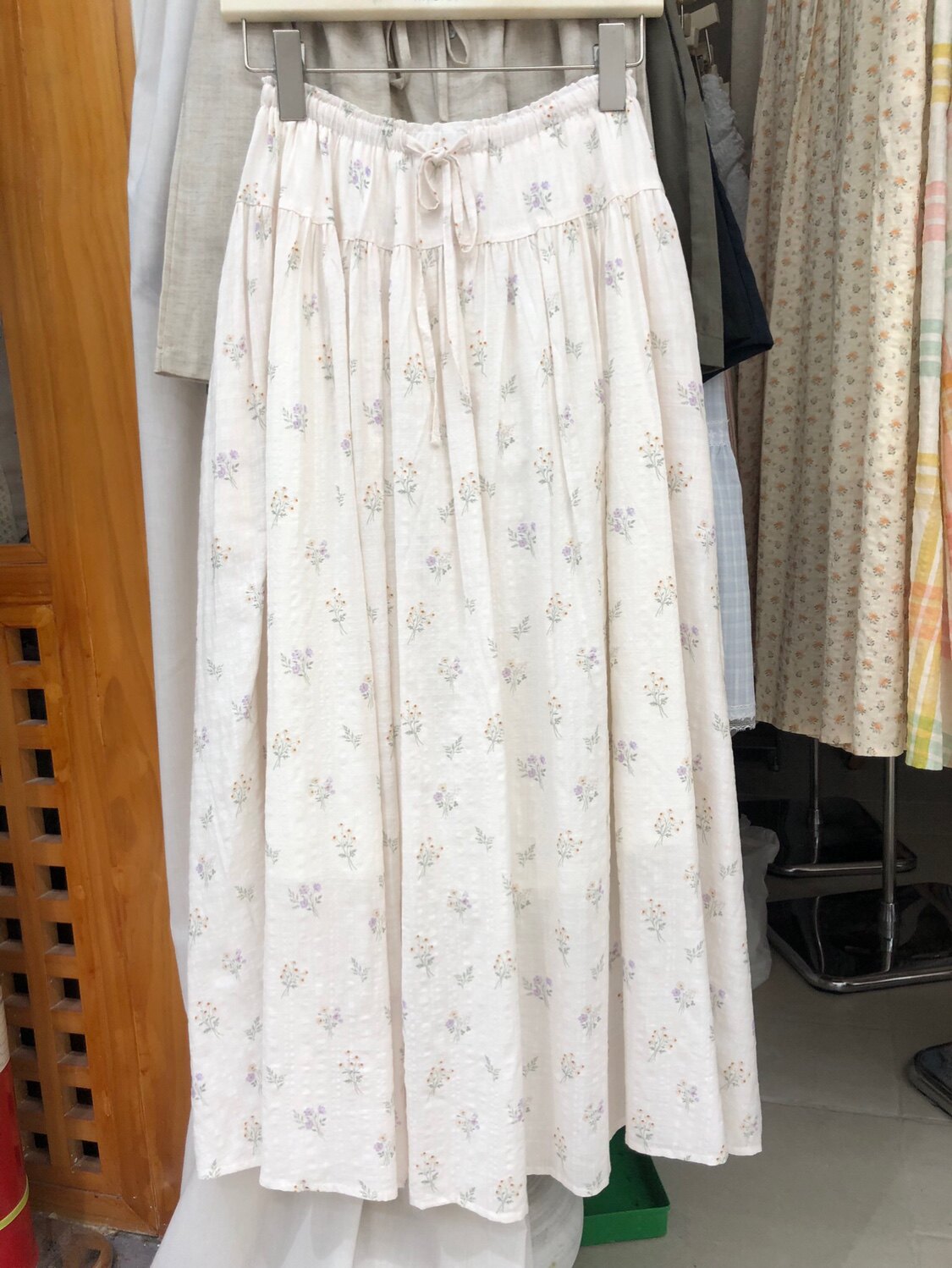 日系文艺碎花半身裙女夏季休闲系带甜美减龄印花口袋休闲中长裙子