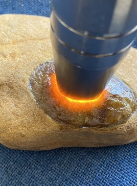 缅甸翡翠原石 达摩坎 黄翡 肉细 荧光水好 挂件牌子料GT022