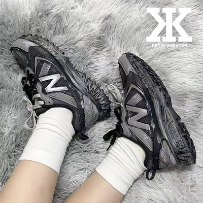NewBalance男女同款低帮跑步鞋