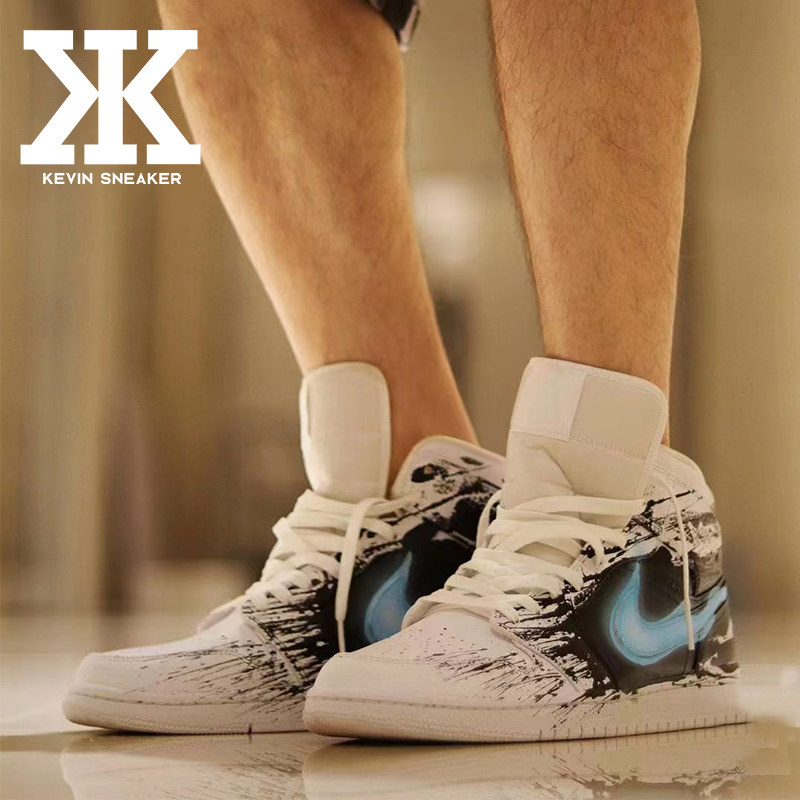 Nike耐克男中帮超级英雄篮球鞋