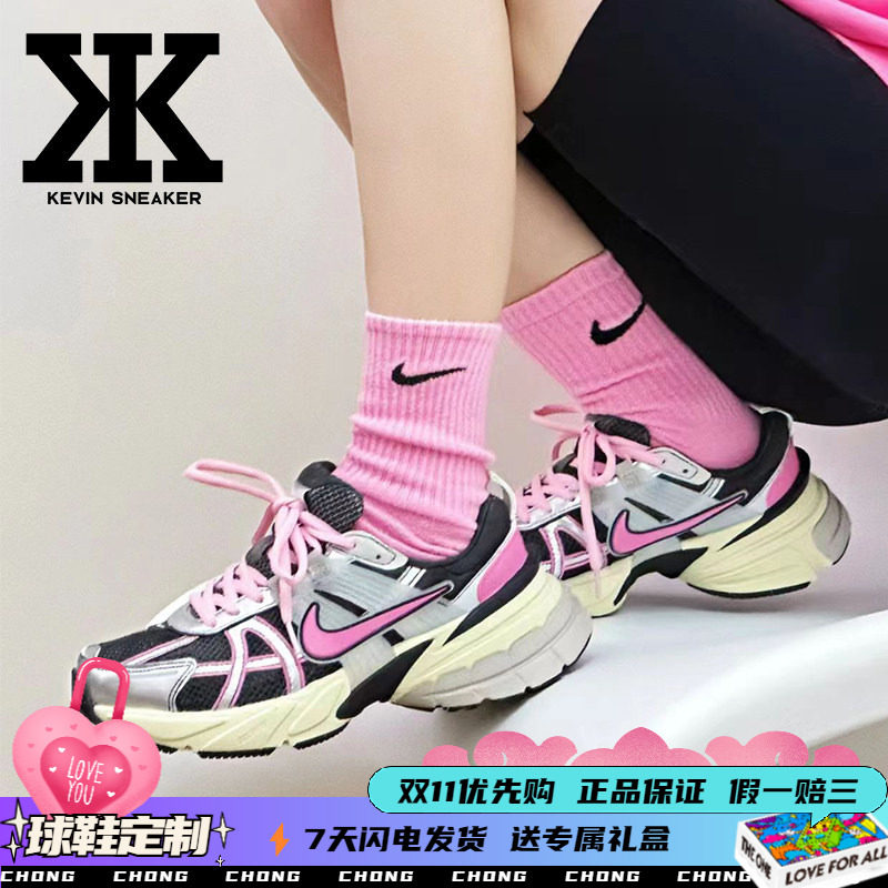 Nike耐克女跑步鞋朋克机能
