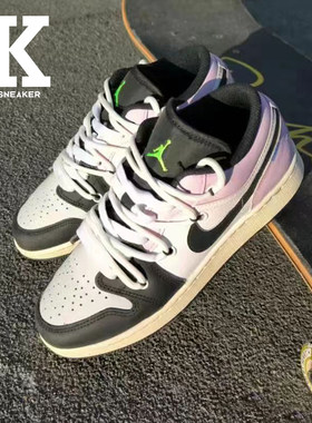 耐克Nike复古涂鸦系带女板鞋中帮