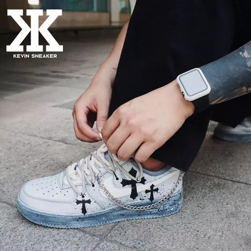 Nike耐克复古十字架系带男低帮