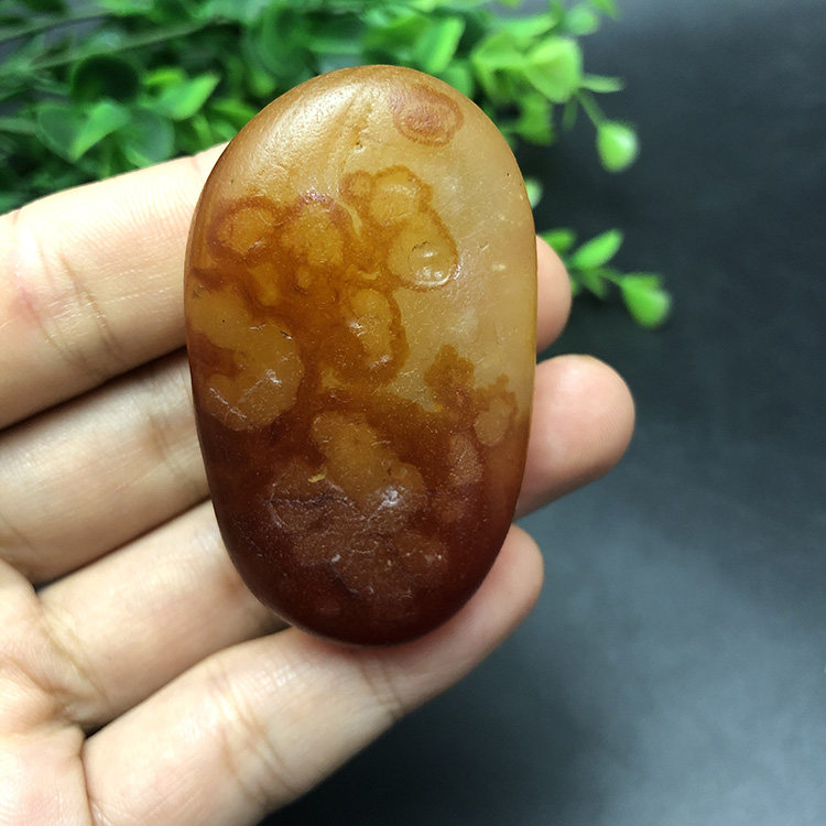 马达加斯加花纹籽料天然冰彩玛瑙马料原石石头手把件收藏奇石1944