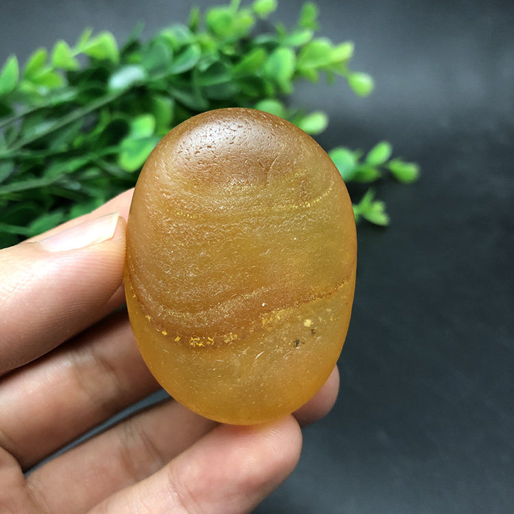 马达加斯加玛瑙花纹籽料天然象形马料原石收藏石头手把件2425