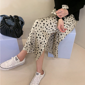 时尚 奶牛波点雪纺半身裙女不规则长裙2024春季 新款 高腰开叉包臀裙