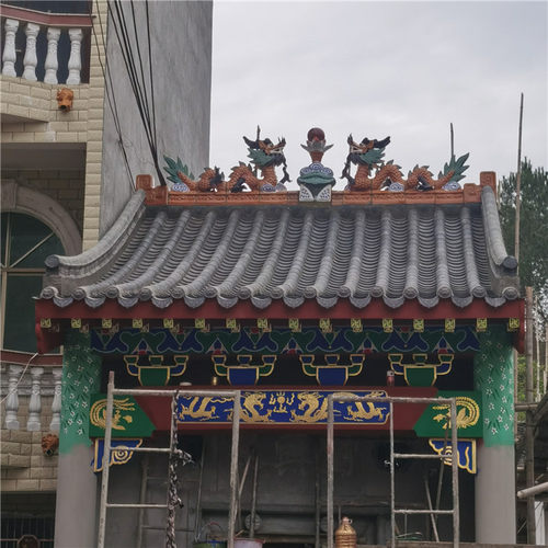 古建屋顶二龙戏珠祠堂双龙