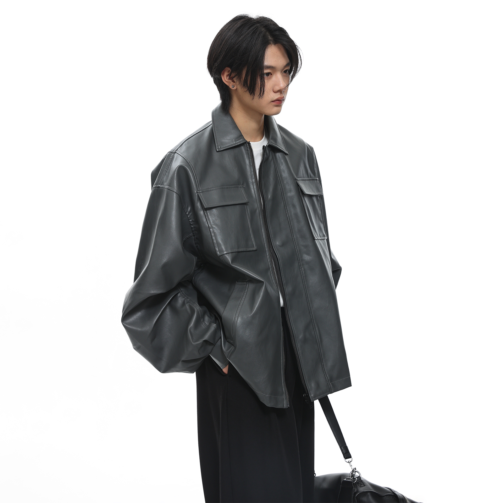 RoaringwildPU皮革外套