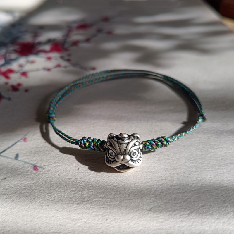 祥瑞醒狮，足银彩绳编织手绳