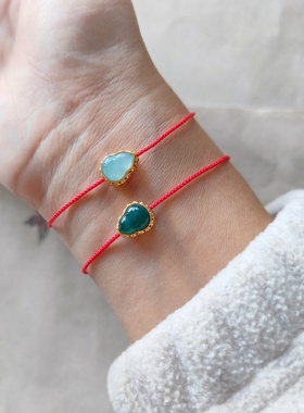 天然翡翠绿葫芦镶嵌高级红手绳