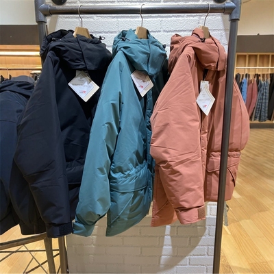 日本代购 Marmot / Mammoth WINDSTOPPER 防水羽绒服 W015