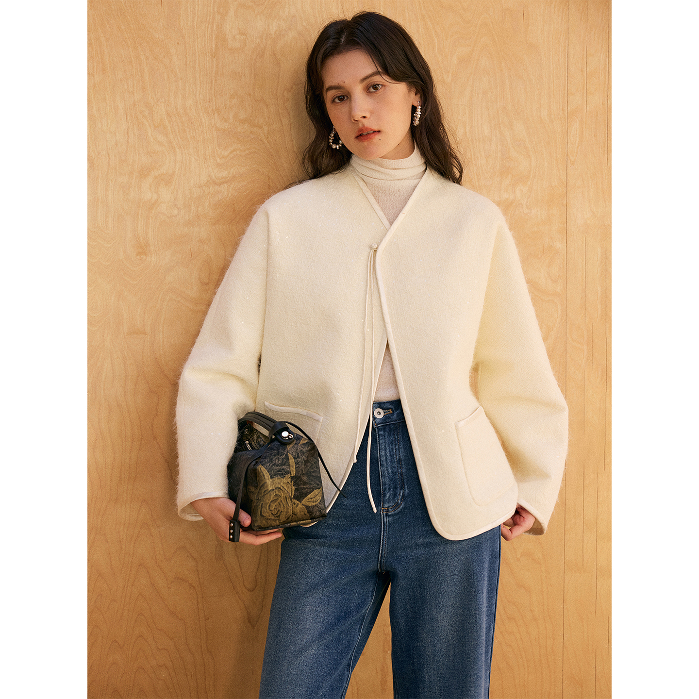 盘扣立领连肩袖新中式外套