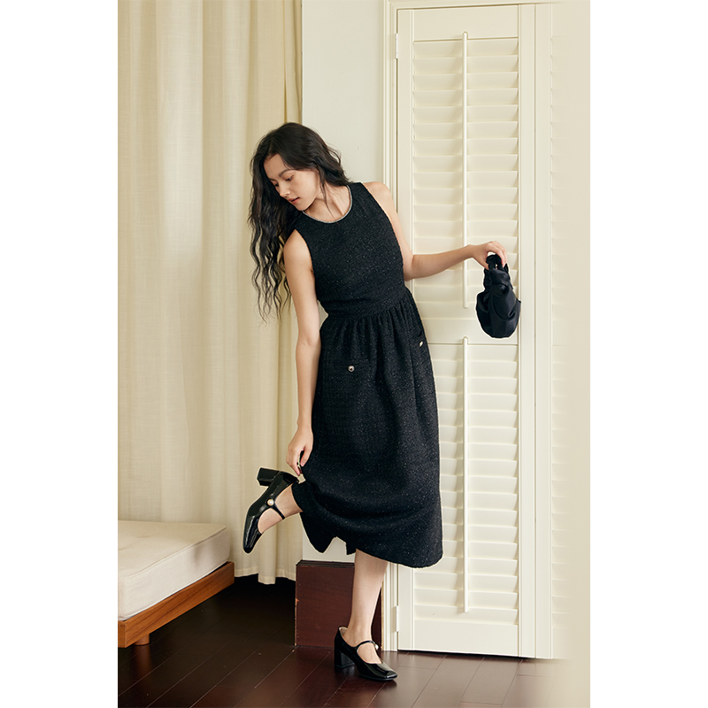 HeyDress法式连衣裙女秋冬收腰显瘦气质赫本风高级小黑裙花苞裙子
