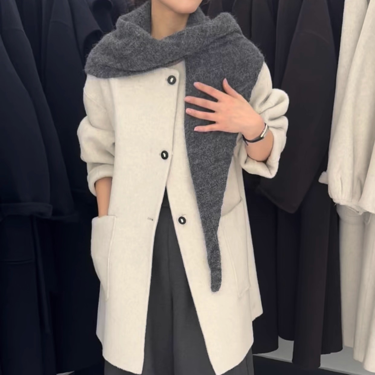 高端韩系双面羊绒大衣女短款秋冬新款圆领单排扣披肩羊毛呢子外套